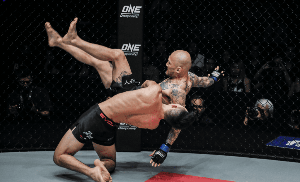 Christian Lee slams Kotetsu Boku at ONE Championship Warriors of the World