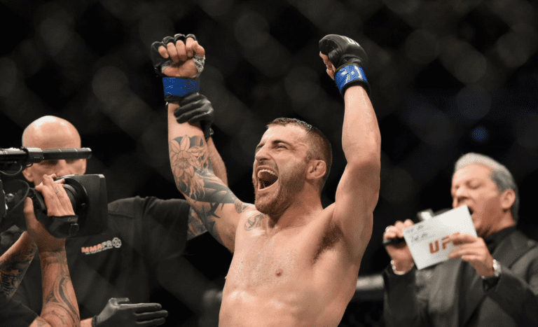Alexander Volkanovski defeats Jeremy Kennedy at UFC 221