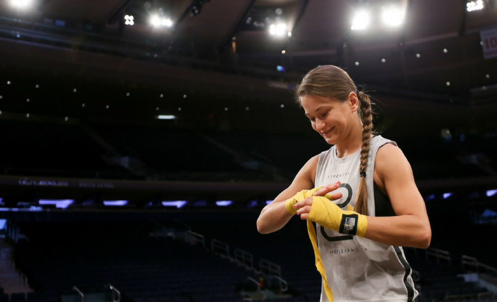 Karolina Kowalkiewicz takes part in UFC 205 Open Workouts