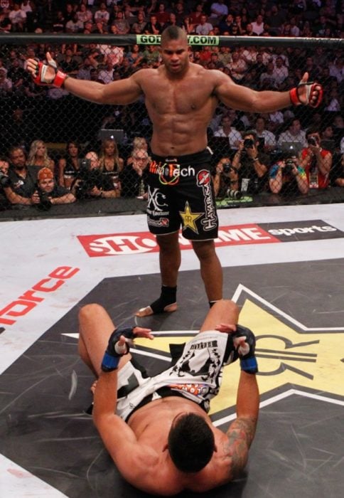 The Evolution of Alistair Overeem 9