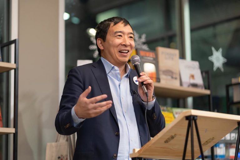 Andrew Yang criticizes the UFC pay structure, suggests Ali Act