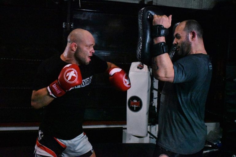 Mike Grundy trains for UFC London