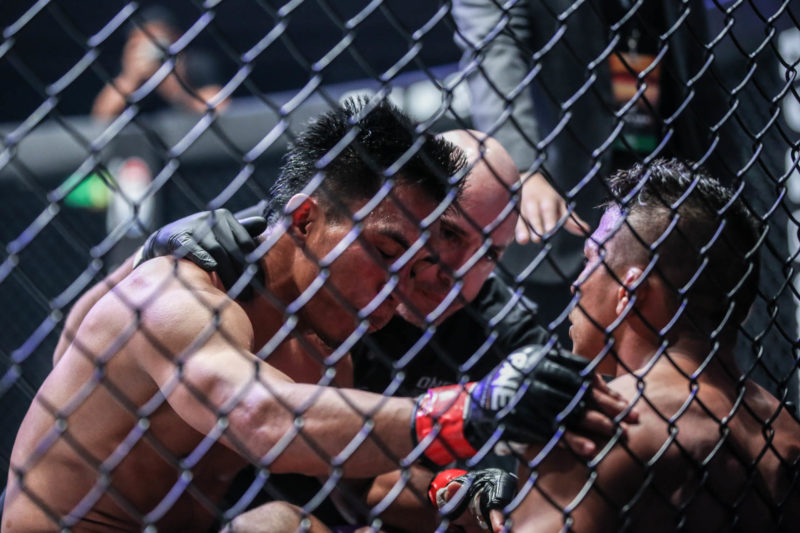 Olivier Coste disqualifies Kevin Belingon for illegal strikes against Bibiano Fernandes at ONE Championship: A New Era