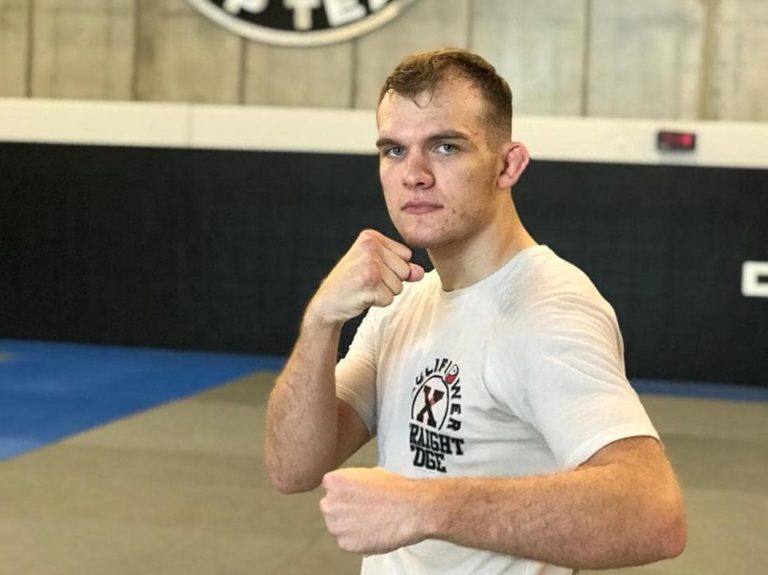 Kevin Syler training at American Top Team