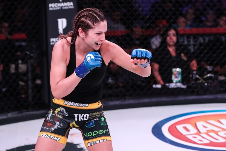 Kristina Williams competing in Bellator