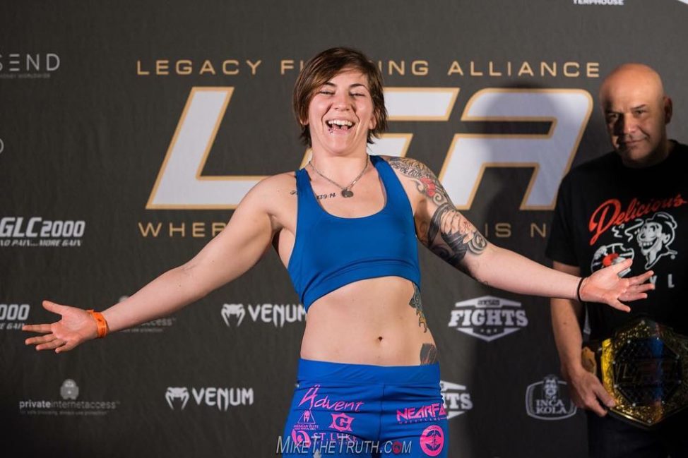 Sarah Alpar ahead of LFA 55