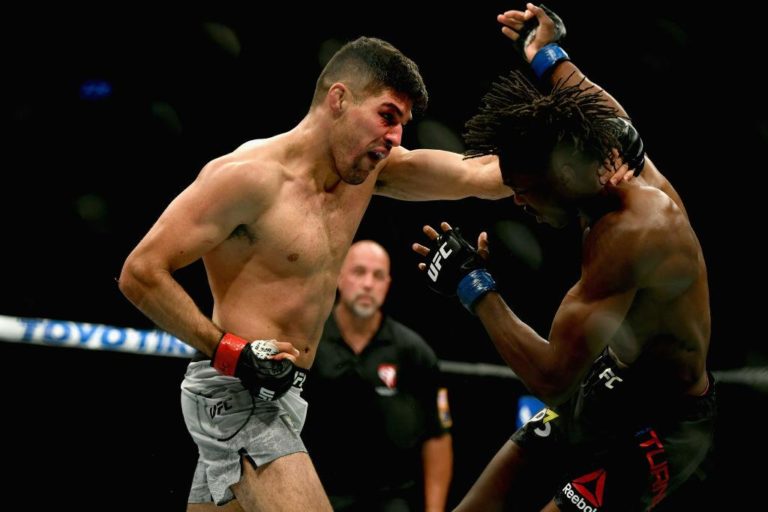 Vicente Luque battles with Jalin Turner