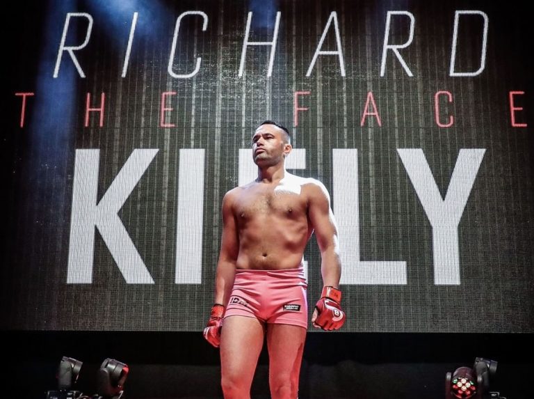 Richard Kiely walks to the Bellator cage