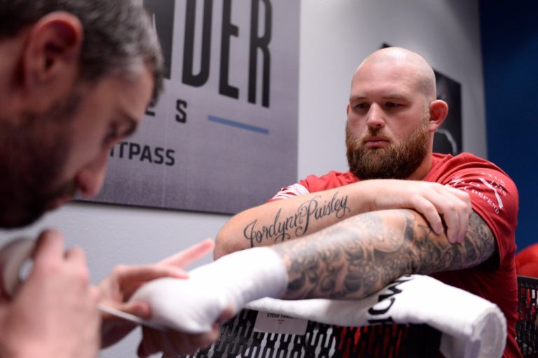 Jeff Hughes prepare for Contender Series