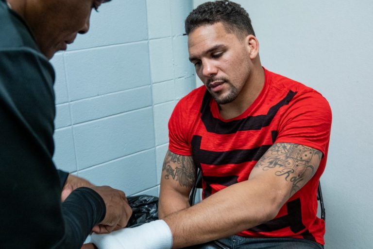 Eryk Anders believes his future in MMA lies at middleweight
