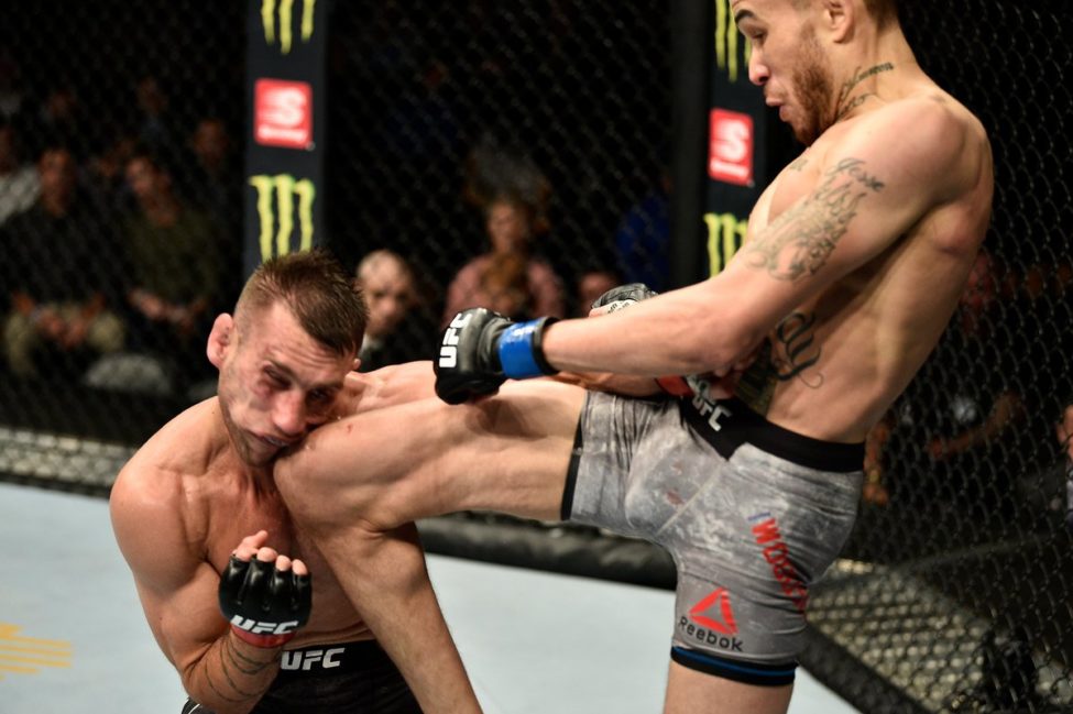 Sean Woodson with a flying knee knockout