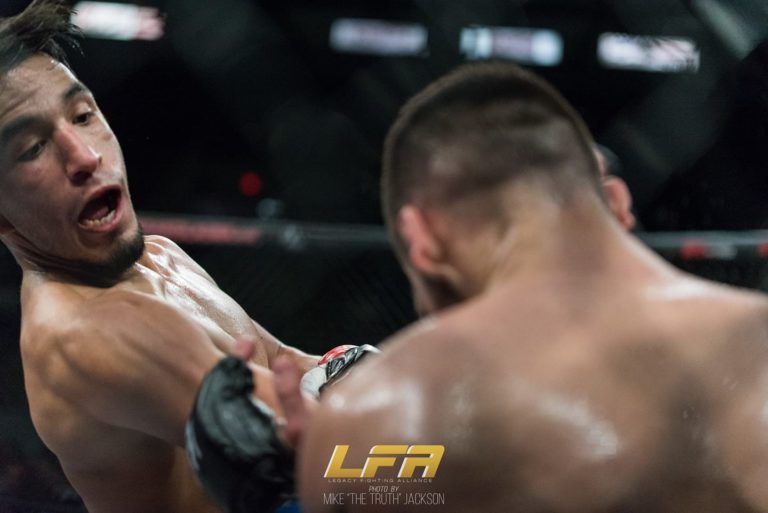 Adrian Yanez def. Kyle Estrada via Split Decision