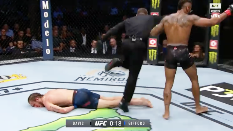 The forgotten role of MMA cornermen: Choosing when to save a fighter 1