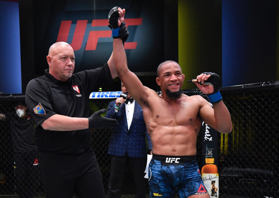 Tony Gravely vs. Nathan Maness predictions, odds, analysis 1