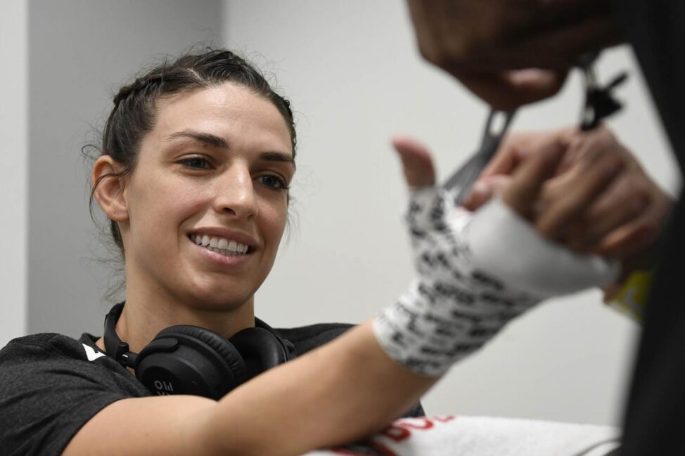 Mackenzie Dern vs. Marina Rodriguez Staff Predictions - UFC Fight Night 194 7