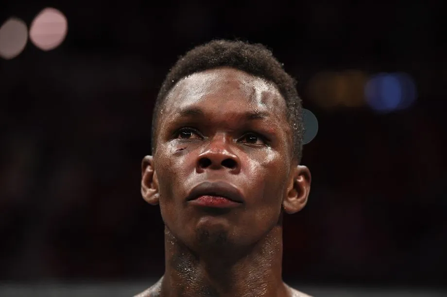 Israel Adesanya welcomes Alex Pereira's fast push to UFC title fight contention 8