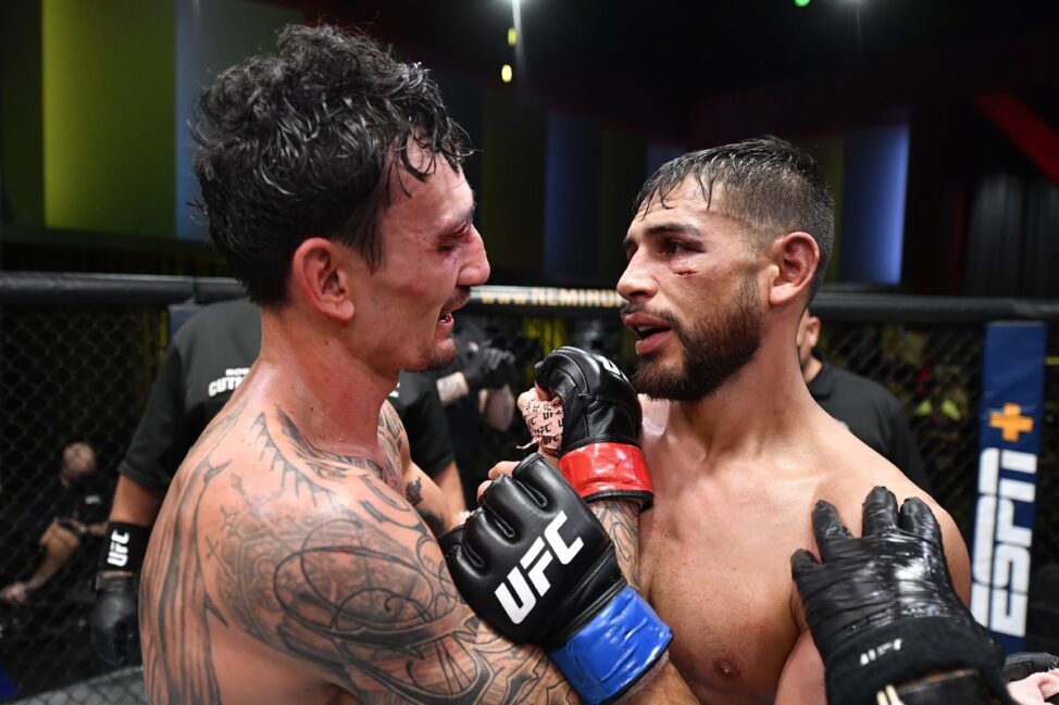 Max Holloway vs Yair Rodriguez full fight video | UFC 276 12