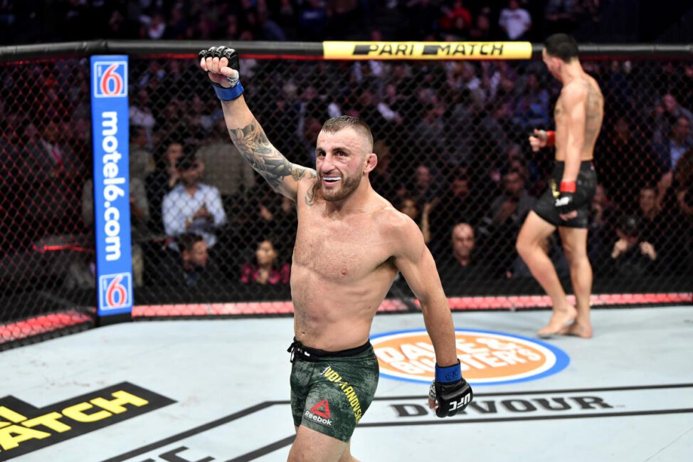 Alexander Volkanovski vs. Max Holloway 1 full fight video | UFC 276 10