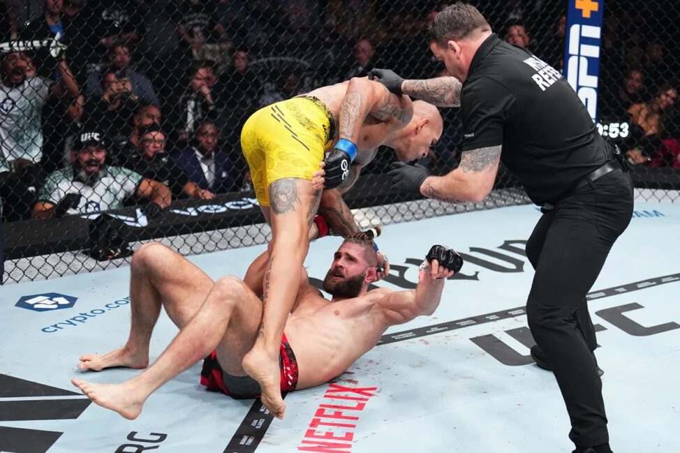Jiri Prochazka silences early stoppage debate after UFC 295 defeat to Alex Pereira 1