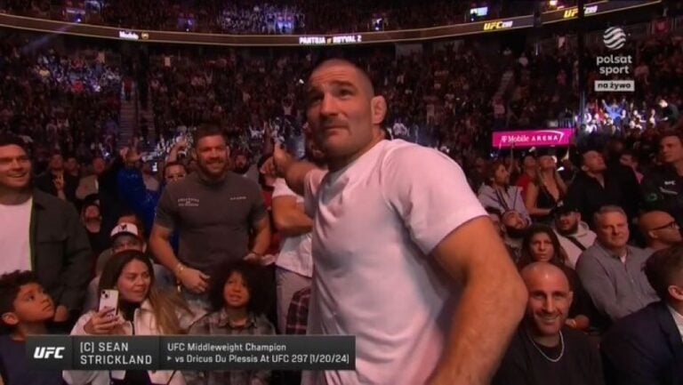 Sean Strickland brawl at UFC 296 with Dricus du Plessis