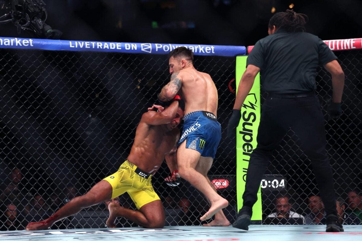 UFC Legend Reveals He Nearly Lost Vision in Final Fights