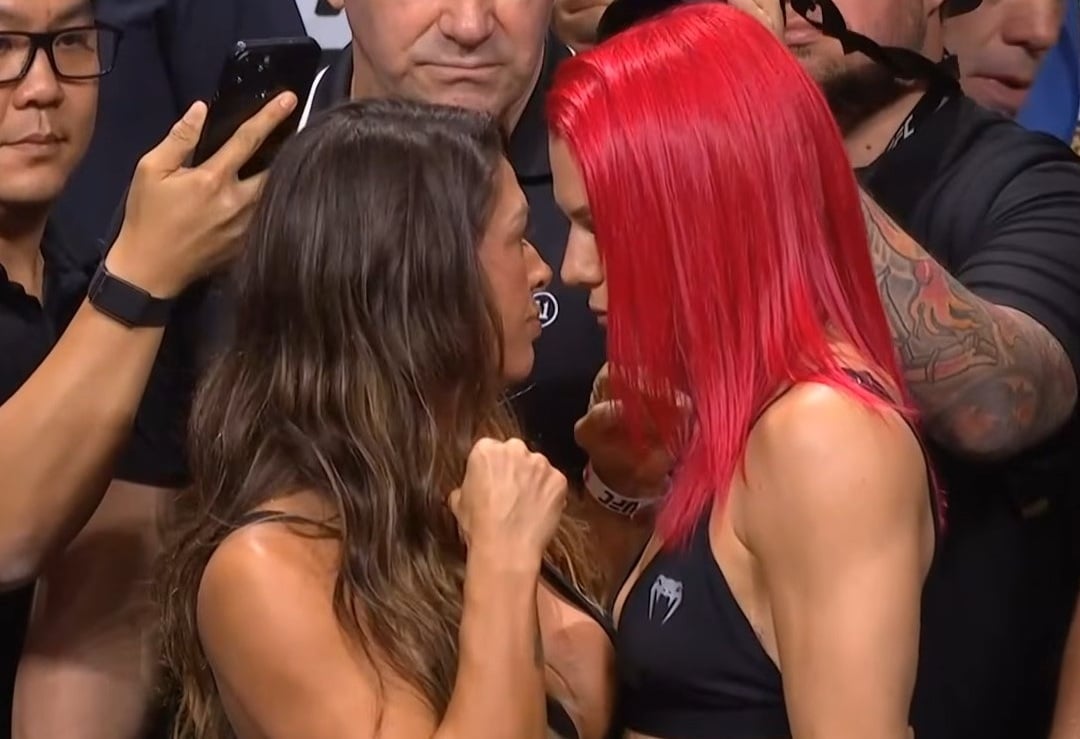 Dern vs Robertson: Everything You Need to Know About Tonight’s Title Fight