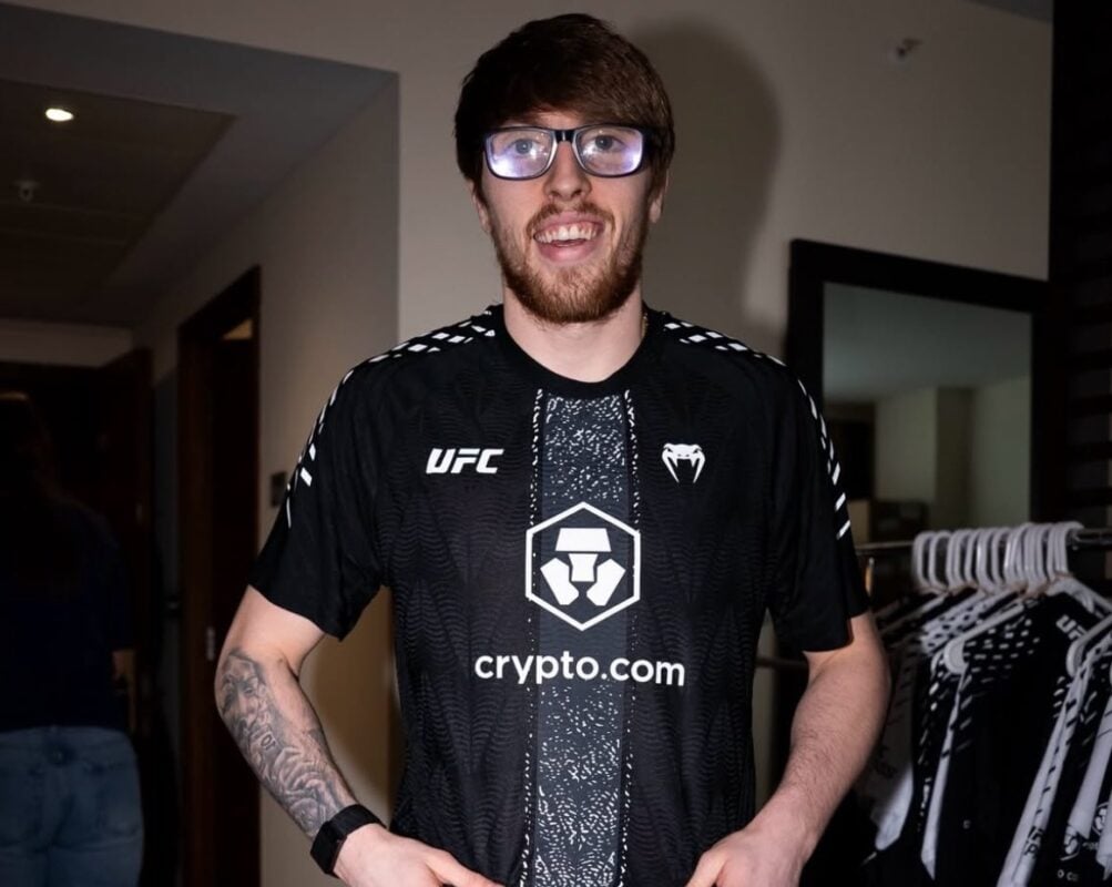 UFC Star Fights With Major Vision Impairment He Never Told Anyone About